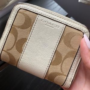 Coach Wallet | White